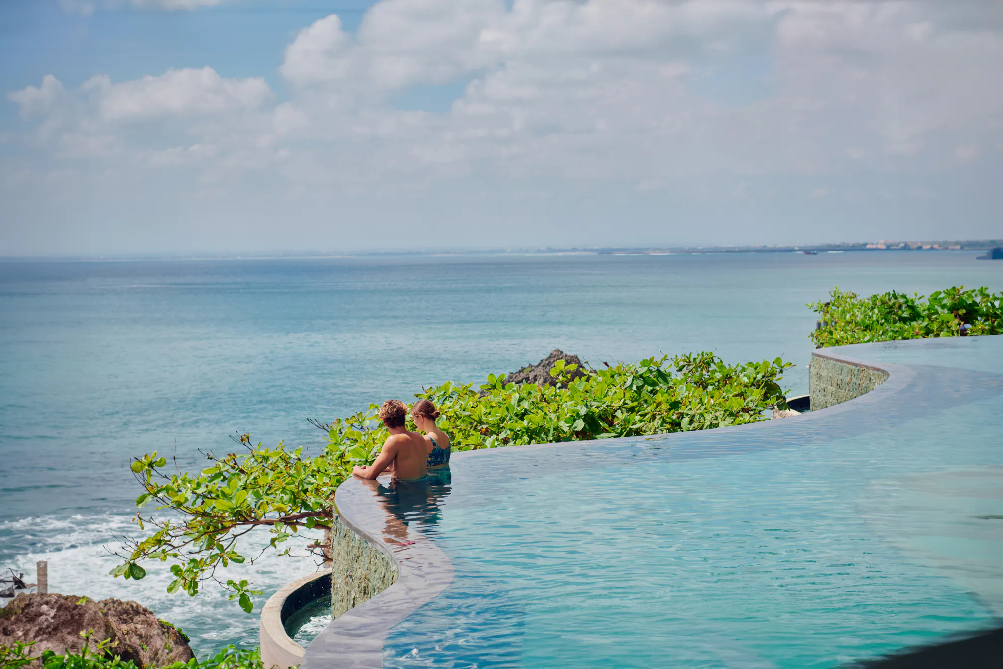 AYANA Ocean Beach Pool 池畔實景